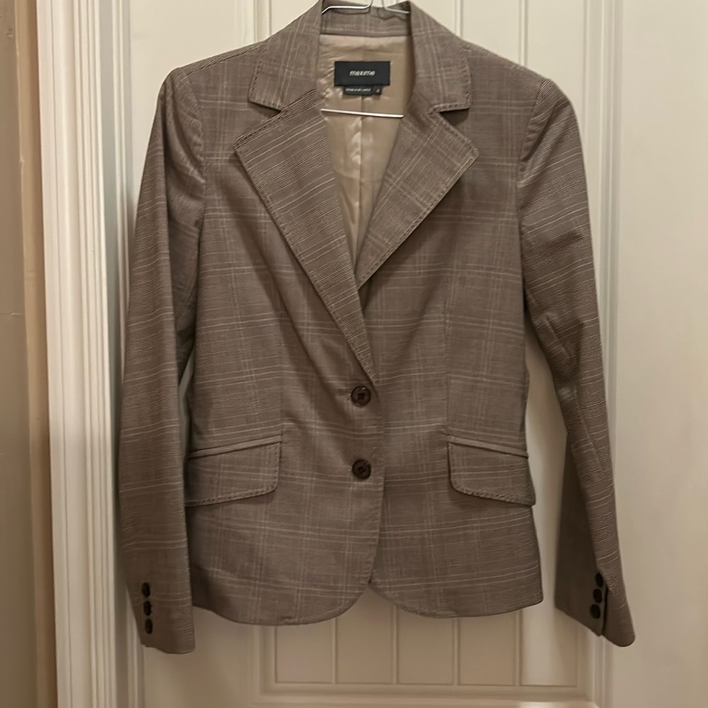Maxime  plaid brown jacket size 8